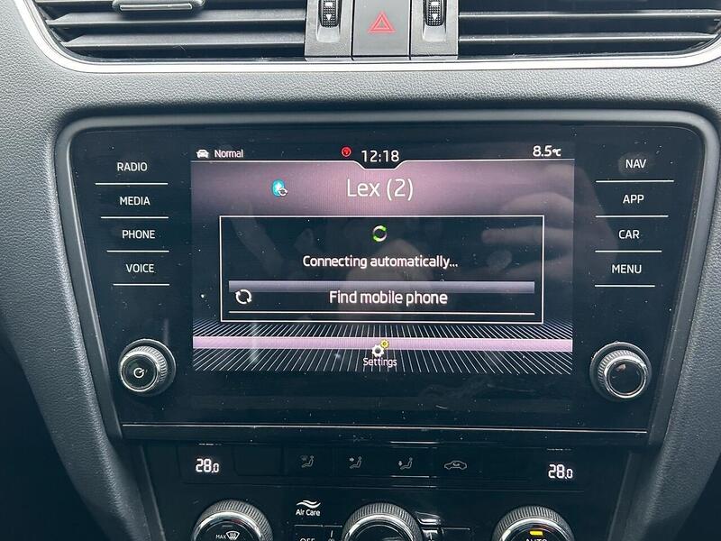 Skoda 2.0 TDI SE L Estate 5dr Diesel DSG 7Spd Euro 6 (s/s) (150 ps)