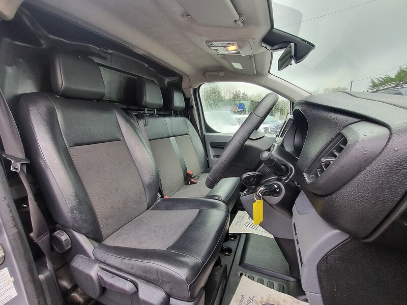 Vauxhall 1.5 Turbo D 2900 Dynamic Panel Van 6dr Diesel Manual L2 H1 Euro 6 (s/s) (100 ps)