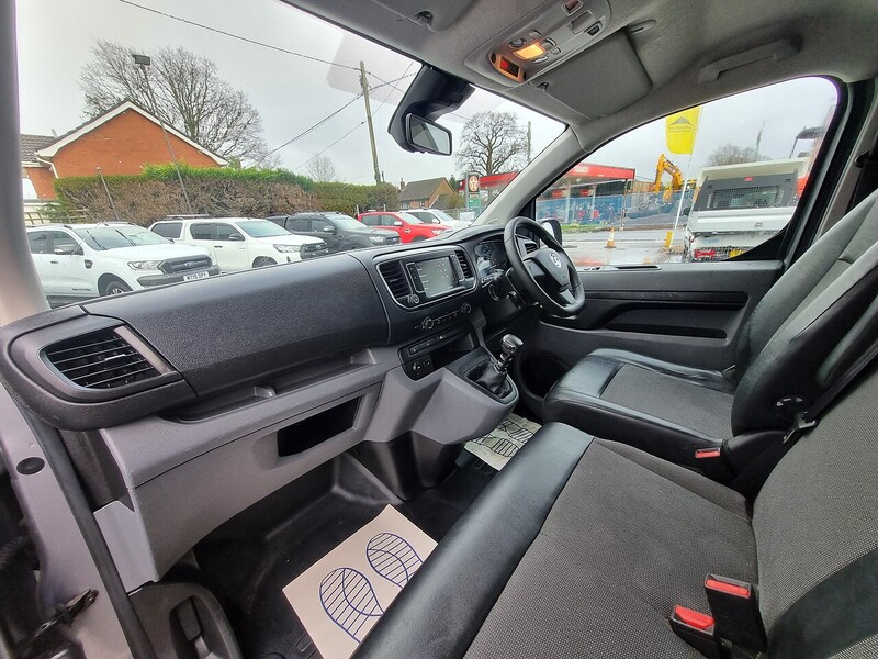 Vauxhall 1.5 Turbo D 2900 Dynamic Panel Van 6dr Diesel Manual L2 H1 Euro 6 (s/s) (100 ps)