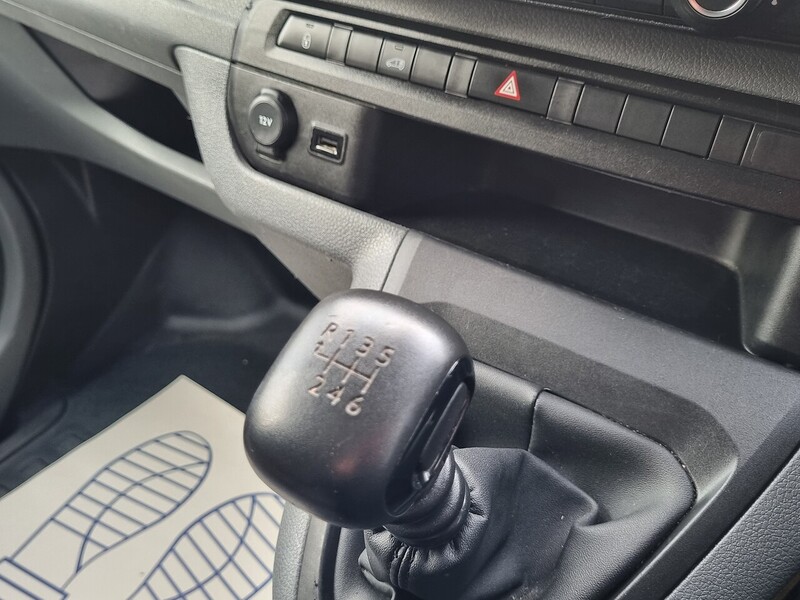 Vauxhall 1.5 Turbo D 2900 Dynamic Panel Van 6dr Diesel Manual L2 H1 Euro 6 (s/s) (100 ps)