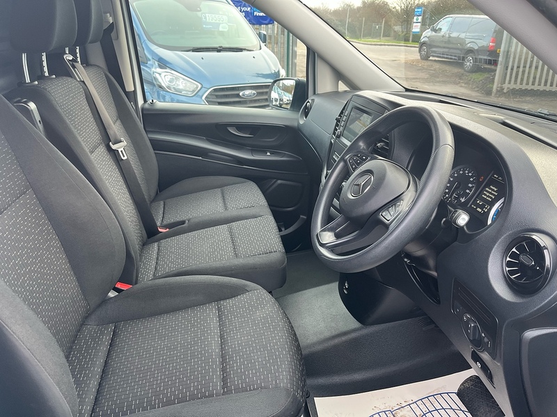 Mercedes-Benz 116 e 66kWh Progressive Panel Van 6dr Electric Auto FWD L2 (LWB) (115 ps)