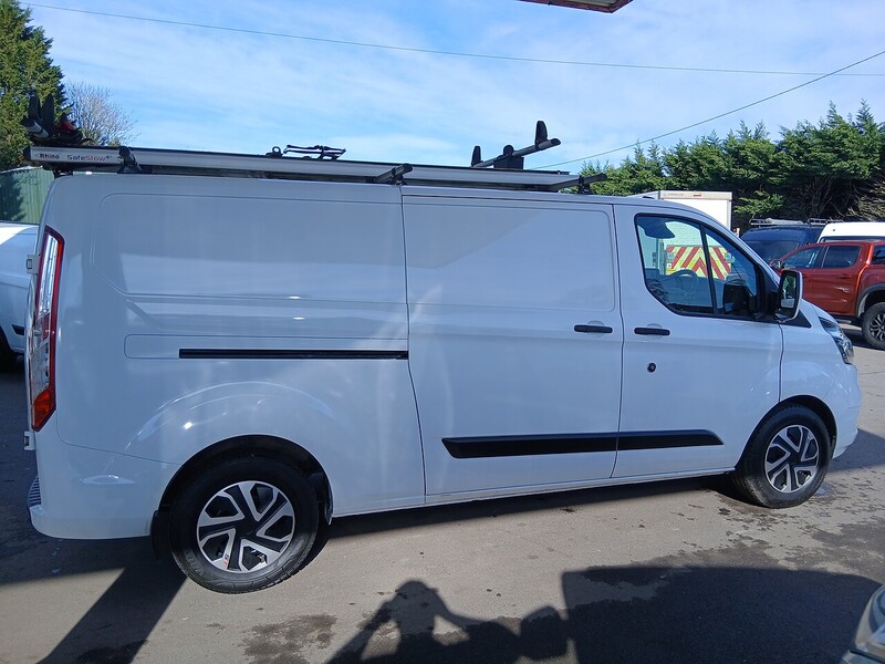 Ford 2.0 320 EcoBlue Trend Panel Van 5dr Diesel Manual L2 H1 Euro 6 (s/s) (105 ps)