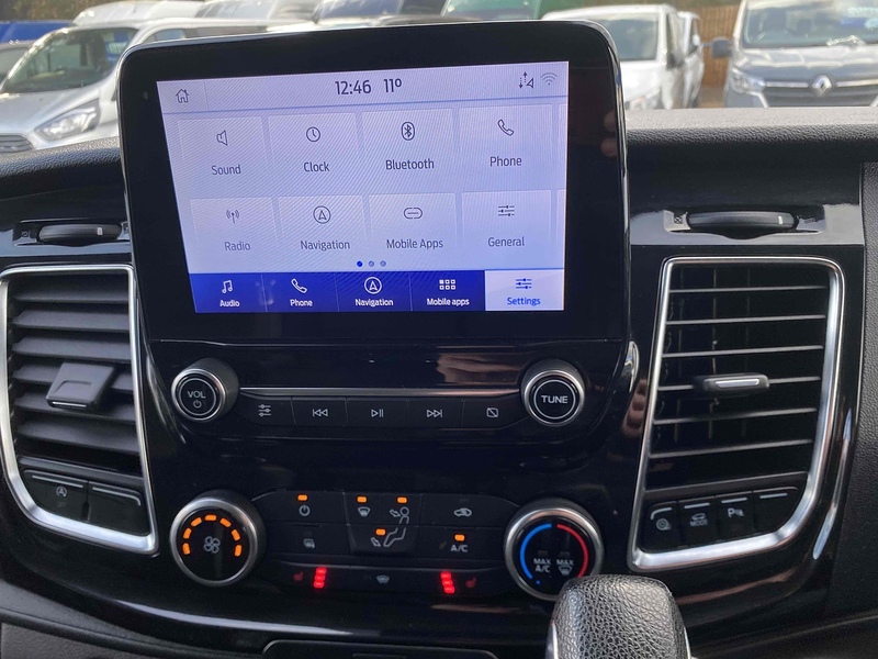 Ford Transit Custom Limited Automatic Diesel 2.0 5dr Combi Van Automatic Diesel