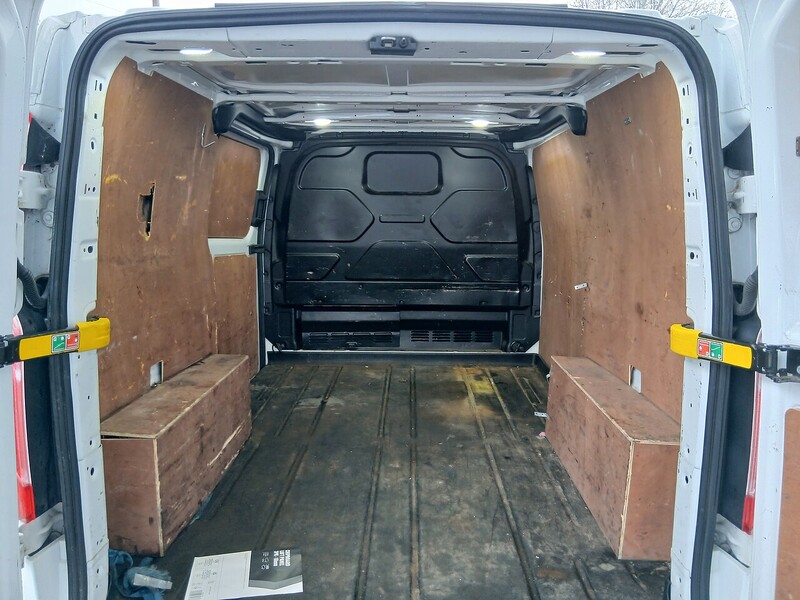 Ford 2.0 280 EcoBlue Limited Panel Van 5dr Diesel Manual L1 H1 Euro 6 (s/s) (130 ps)