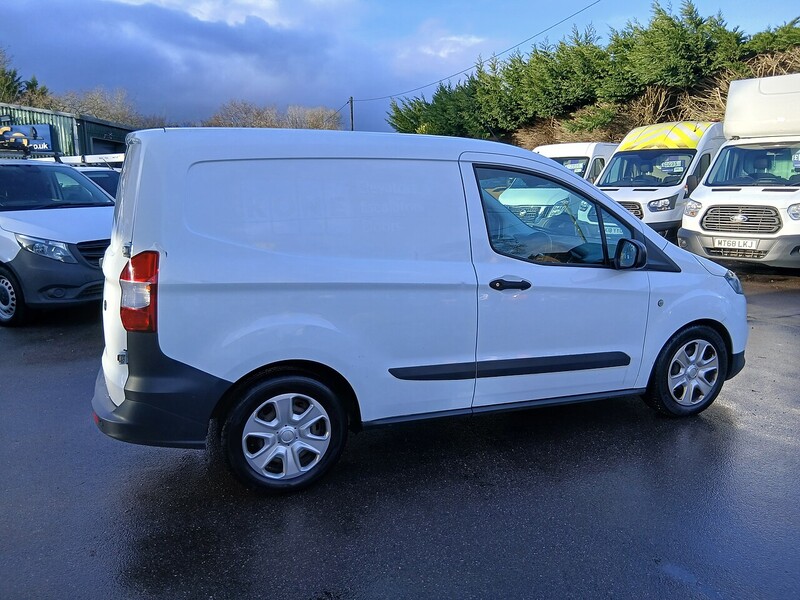 Ford 1.5 TDCi Trend Panel Van 5dr Diesel Manual L1 Euro 6 (75 ps)