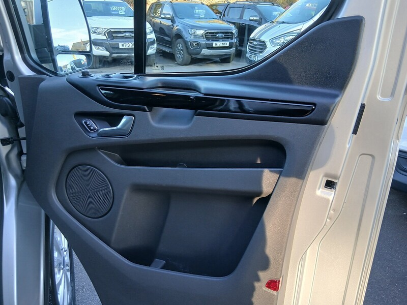 Ford 2.0 280 EcoBlue Limited Panel Van 5dr Diesel Manual L1 H1 Euro 6 (s/s) (130 ps)