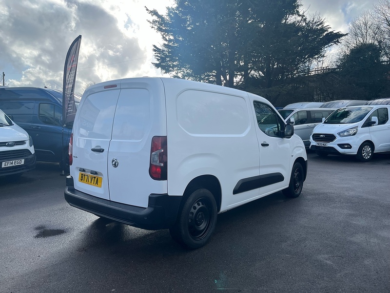 Vauxhall 1.5 Turbo D 2300 Dynamic Panel Van 4dr Diesel Manual L1 H1 Euro 6 (100 ps)