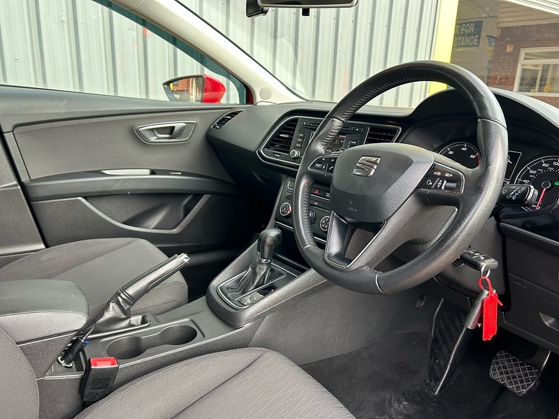 SEAT 1.6 TDI CR SE Hatchback 5dr Diesel DSG Euro 5 (s/s) (105 ps)