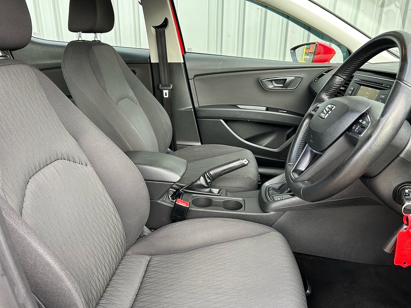 SEAT 1.6 TDI CR SE Hatchback 5dr Diesel DSG Euro 5 (s/s) (105 ps)