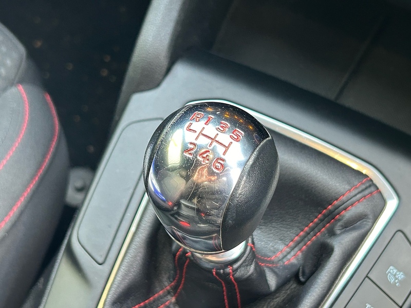 Ford 1.5T EcoBoost ST-Line Hatchback 5dr Petrol Manual  Hatchback 1.5 Manual Petrol