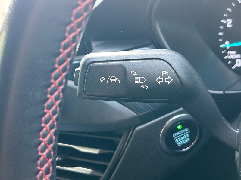 Ford 1.5T EcoBoost ST-Line Hatchback 5dr Petrol Manual  Hatchback 1.5 Manual Petrol