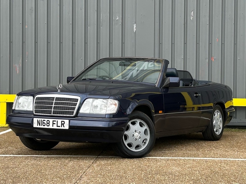 Mercedes-Benz Saloon 2.2 Manual Petrol