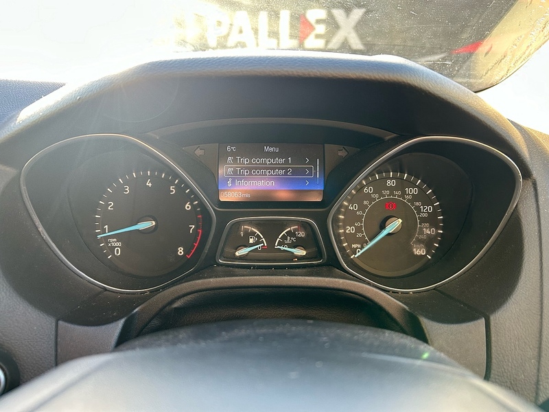 Ford T EcoBoost Titanium Hatchback 1.0 Manual Petrol