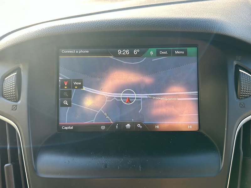 Ford T EcoBoost Titanium Hatchback 1.0 Manual Petrol