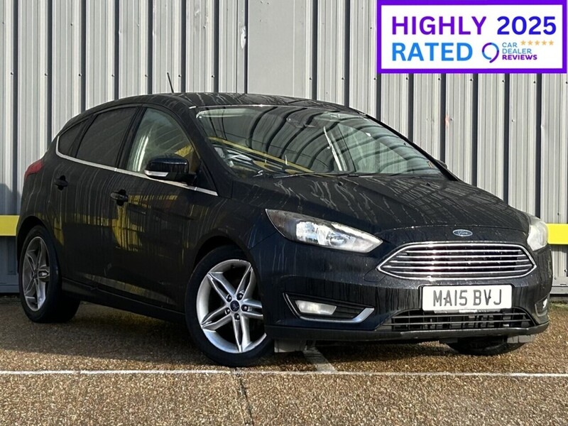 Ford T EcoBoost Titanium Hatchback 1.0 Manual Petrol