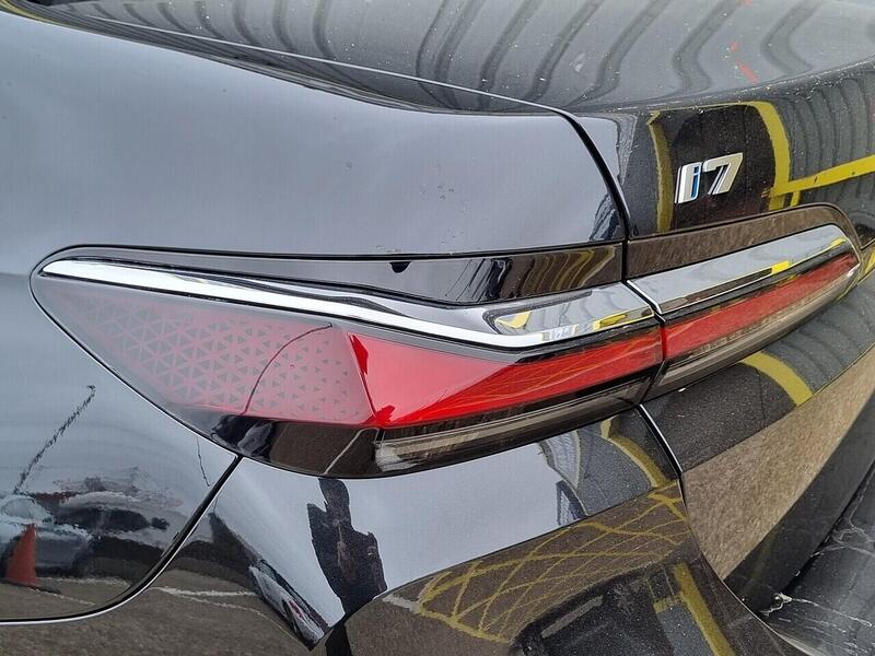 BMW 60 105.7kWh Excellence (Pro) Saloon 4dr Electric Auto xDrive (544 ps)