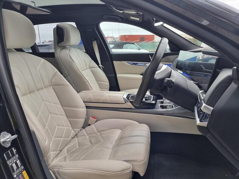 BMW 60 105.7kWh Excellence (Pro) Saloon 4dr Electric Auto xDrive (544 ps)