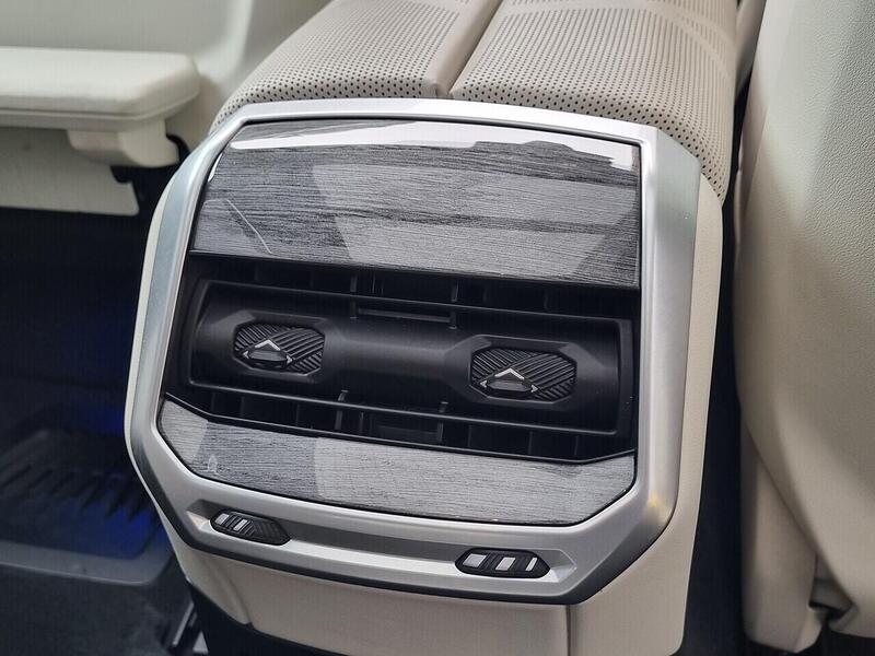 BMW 60 105.7kWh Excellence (Pro) Saloon 4dr Electric Auto xDrive (544 ps)