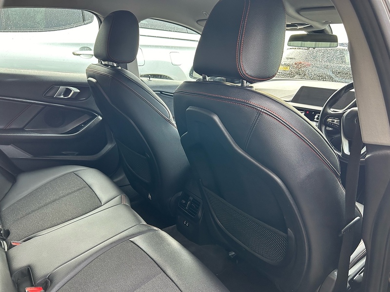 BMW 1.5 218i Sport (LCP) Saloon 4dr Petrol DCT Euro 6 (s/s) (136 ps)