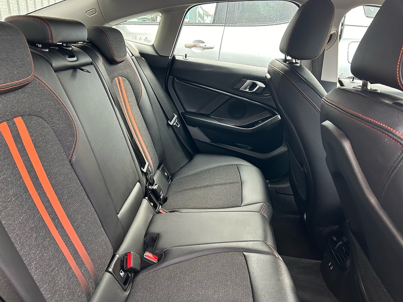 BMW 1.5 218i Sport (LCP) Saloon 4dr Petrol DCT Euro 6 (s/s) (136 ps)