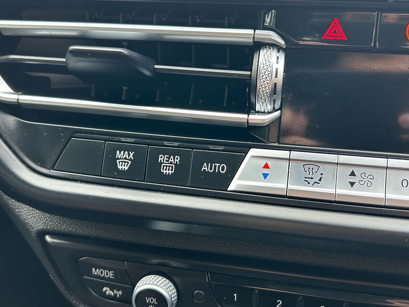 BMW 1.5 218i Sport (LCP) Saloon 4dr Petrol DCT Euro 6 (s/s) (136 ps)