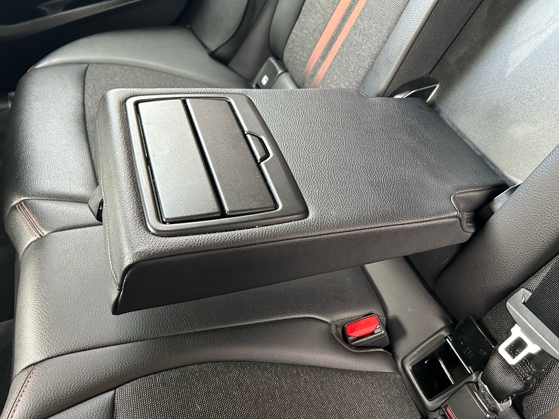 BMW 1.5 218i Sport (LCP) Saloon 4dr Petrol DCT Euro 6 (s/s) (136 ps)