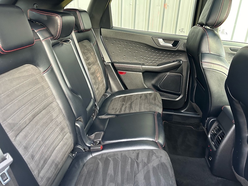 Ford 1.5 EcoBlue ST-Line X Edition SUV 5dr Diesel Manual Euro 6 (s/s) (120 ps)