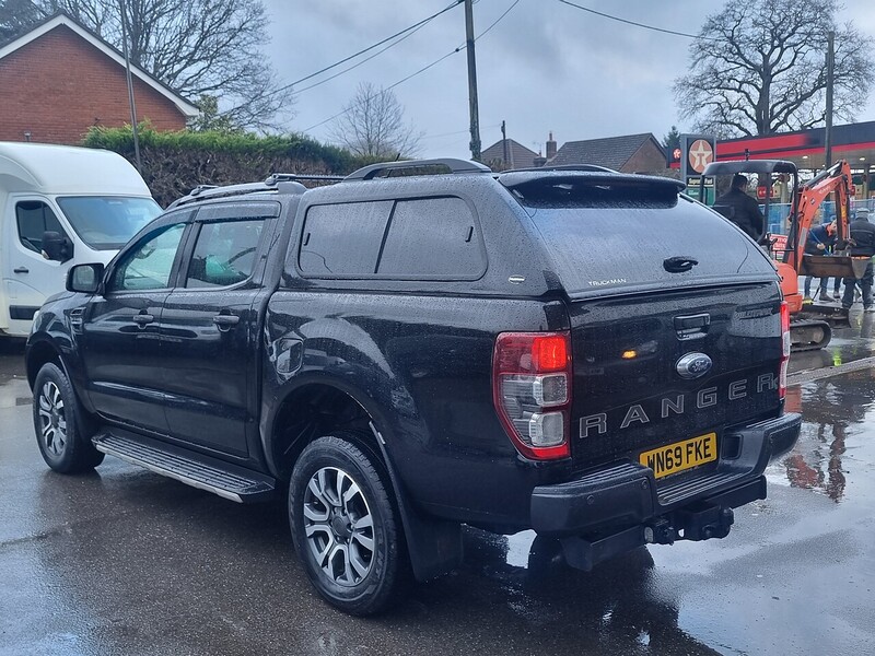 Ford 2.0 EcoBlue Wildtrak Pickup Double Cab 4dr Diesel Manual 4WD Euro 6 (213 ps)