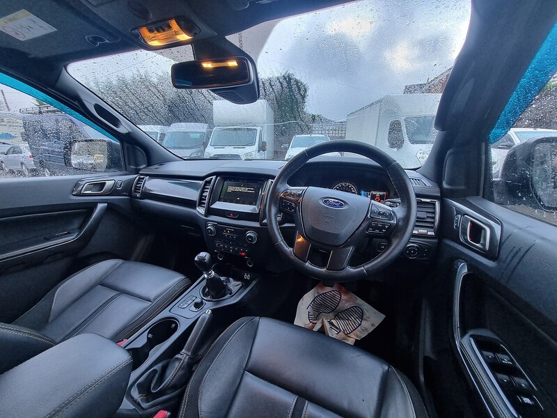 Ford 2.0 EcoBlue Wildtrak Pickup Double Cab 4dr Diesel Manual 4WD Euro 6 (213 ps)