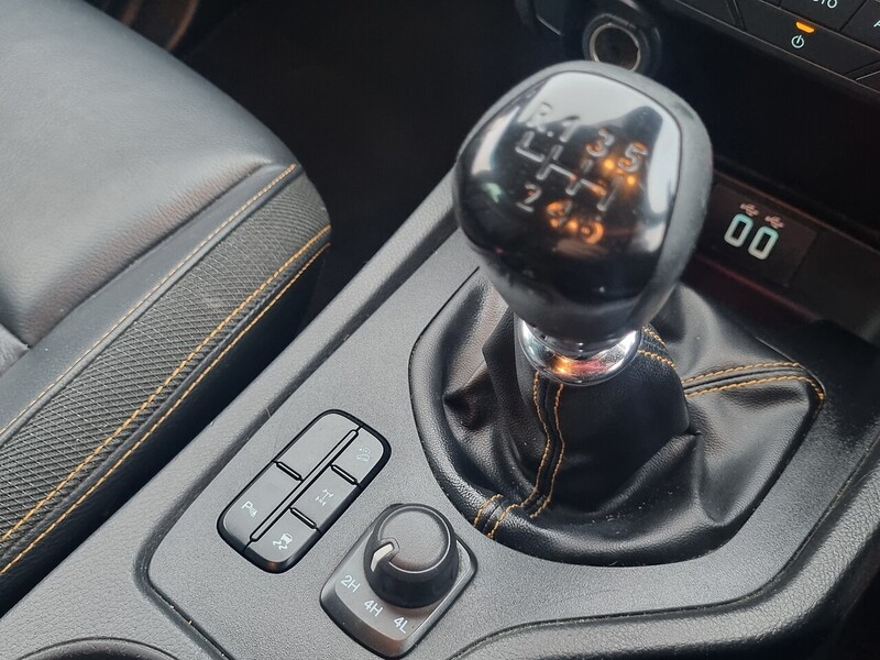 Ford 2.0 EcoBlue Wildtrak Pickup Double Cab 4dr Diesel Manual 4WD Euro 6 (213 ps)