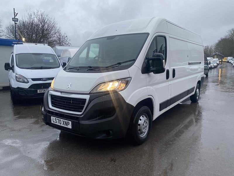 Peugeot 2.2 BlueHDi 335 Professional Panel Van 5dr Diesel Manual L3 H2 Euro 6 (s/s) (140 ps)
