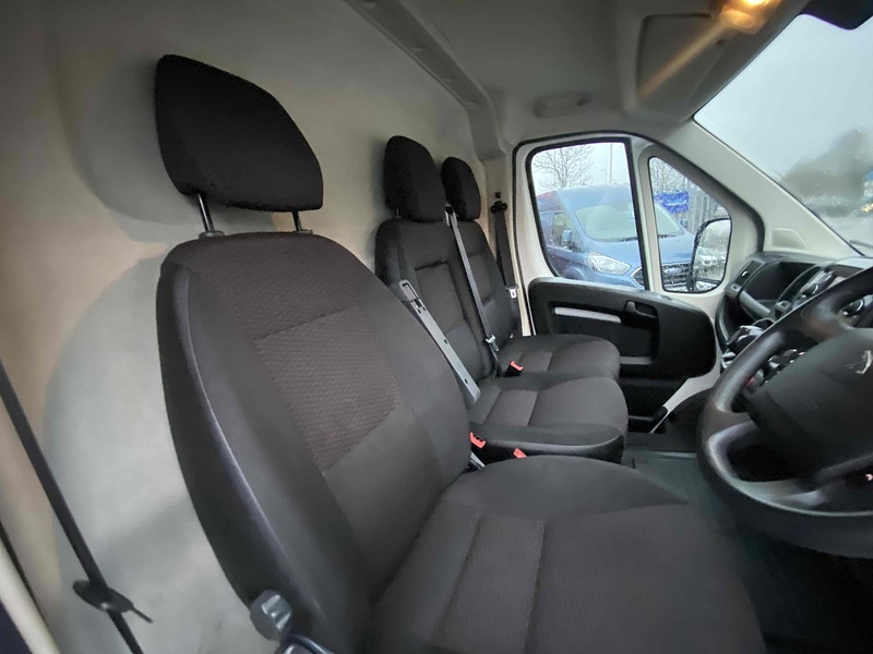 Peugeot 2.2 BlueHDi 335 Professional Panel Van 5dr Diesel Manual L3 H2 Euro 6 (s/s) (140 ps)
