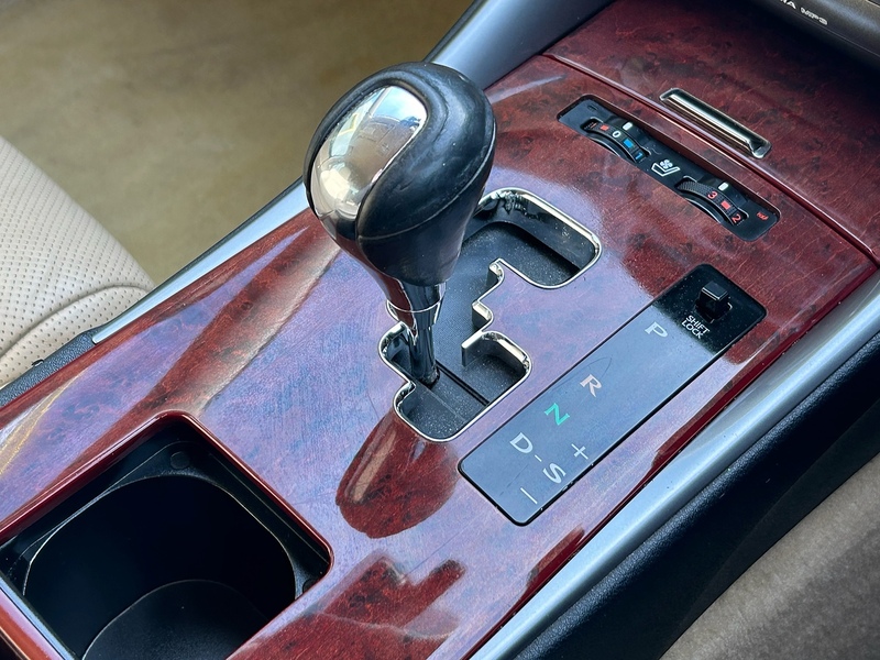 Lexus 2.5 250 SE-L Saloon 4dr Petrol Automatic (214 g/km, 204 bhp)