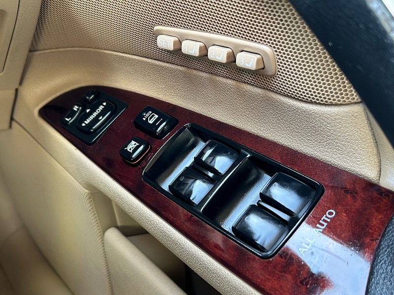 Lexus 2.5 250 SE-L Saloon 4dr Petrol Automatic (214 g/km, 204 bhp)