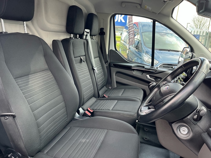 Ford 2.0 280 EcoBlue Limited Panel Van 5dr Diesel Manual L1 H1 Euro 6 (s/s) (130 ps)