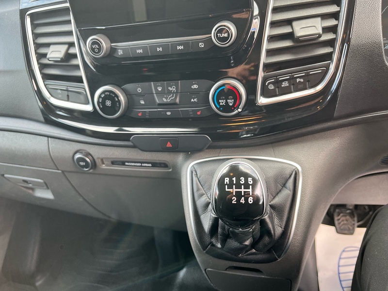 Ford 2.0 280 EcoBlue Limited Panel Van 5dr Diesel Manual L1 H1 Euro 6 (s/s) (130 ps)