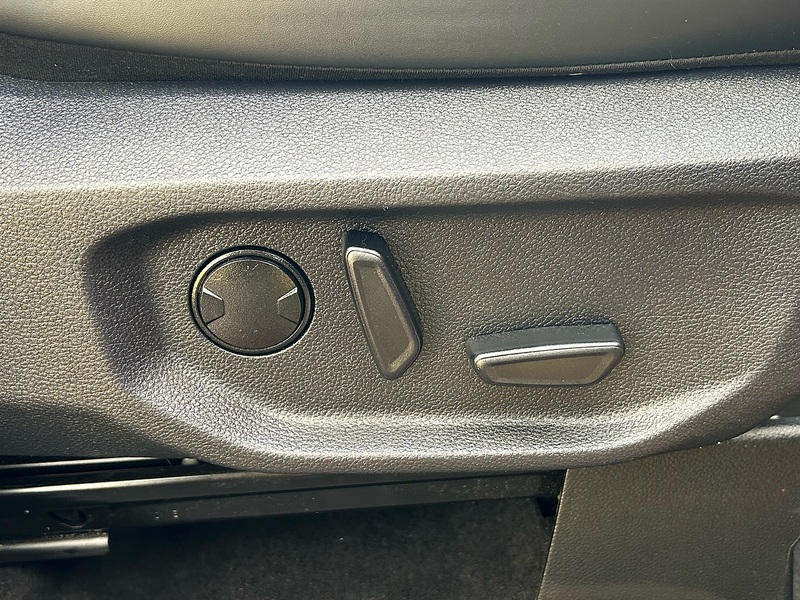 Ford 2.0 EcoBlue Raptor Pickup Double Cab 4dr Diesel Auto 4WD Euro 6 (s/s) (210 ps)