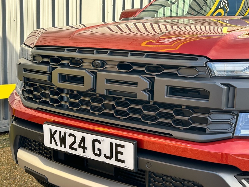 Ford 2.0 EcoBlue Raptor Pickup Double Cab 4dr Diesel Auto 4WD Euro 6 (s/s) (210 ps)