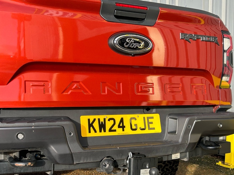 Ford 2.0 EcoBlue Raptor Pickup Double Cab 4dr Diesel Auto 4WD Euro 6 (s/s) (210 ps)