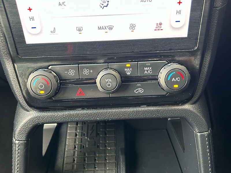 Ford 2.0 EcoBlue Raptor Pickup Double Cab 4dr Diesel Auto 4WD Euro 6 (s/s) (210 ps)