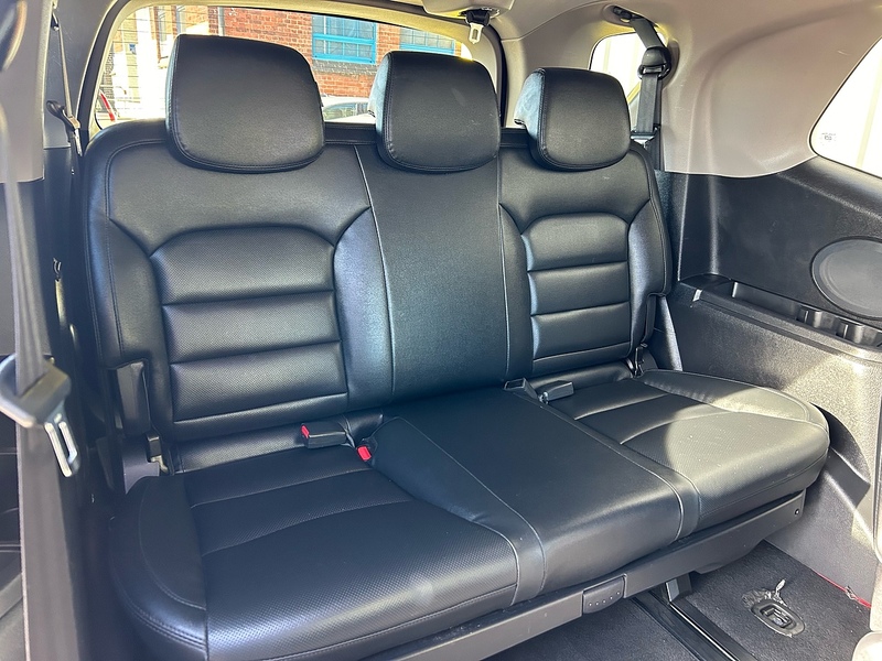 SsangYong 2.2D ELX MPV 5dr Diesel T-Tronic 4WD Selectable Euro 6 (178 ps)