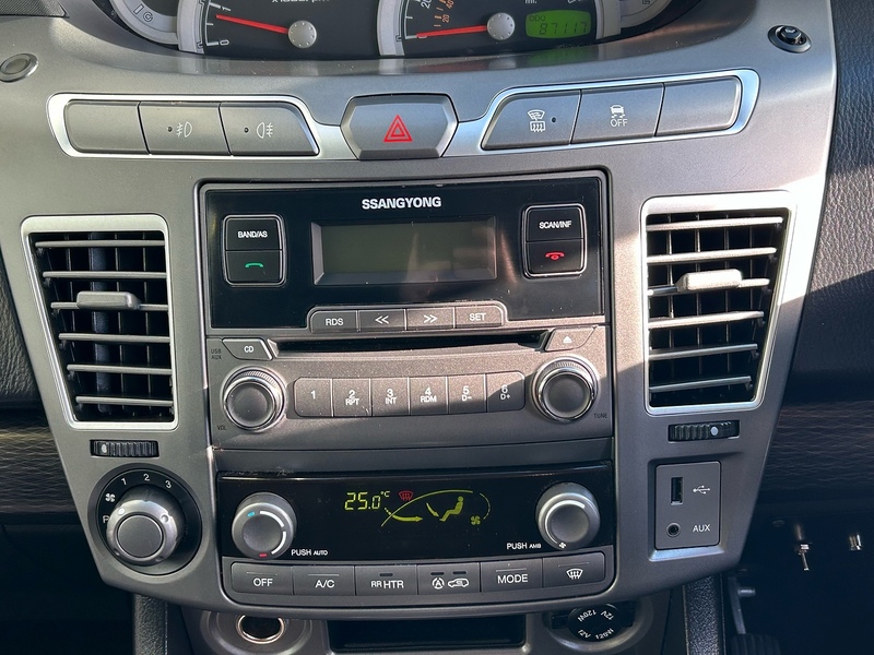 SsangYong 2.2D ELX MPV 5dr Diesel T-Tronic 4WD Selectable Euro 6 (178 ps)