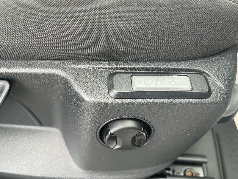 Volkswagen 2.0 TDI C20 Commerce Pro Panel Van 5dr Diesel Manual SWB Euro 6 (s/s) (102 ps)