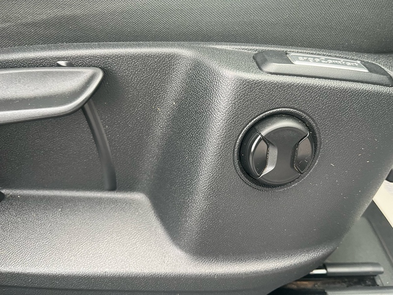 Volkswagen 2.0 TDI C20 Commerce Pro Panel Van 5dr Diesel Manual SWB Euro 6 (s/s) (102 ps)