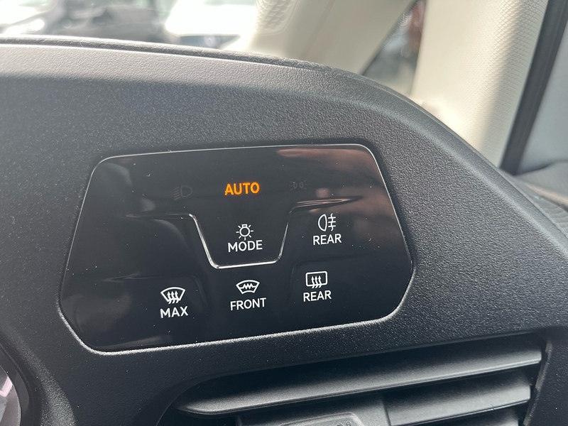 Volkswagen 2.0 TDI C20 Commerce Pro Panel Van 5dr Diesel Manual SWB Euro 6 (s/s) (102 ps)