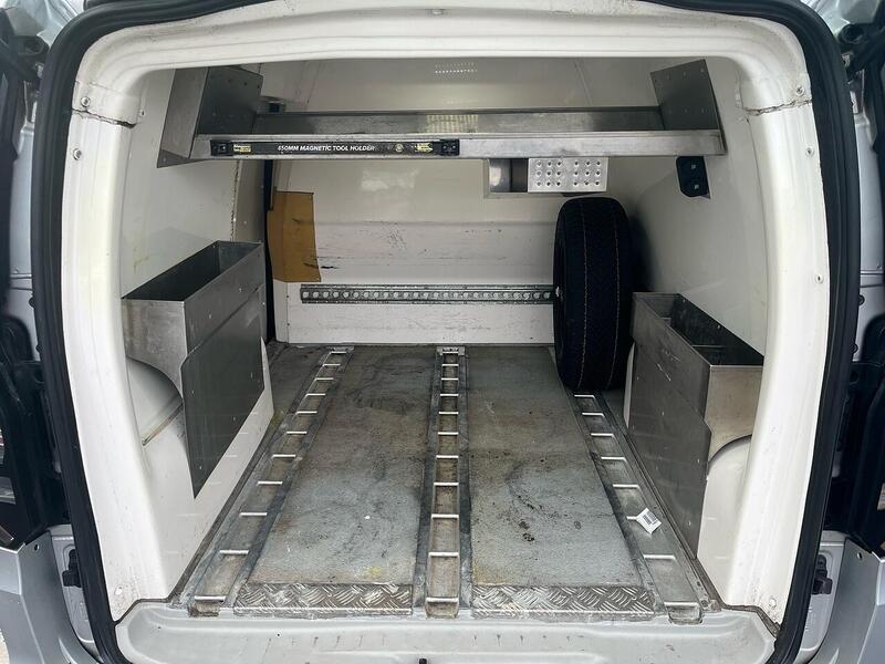 Volkswagen 2.0 TDI C20 Commerce Pro Panel Van 5dr Diesel Manual SWB Euro 6 (s/s) (102 ps)