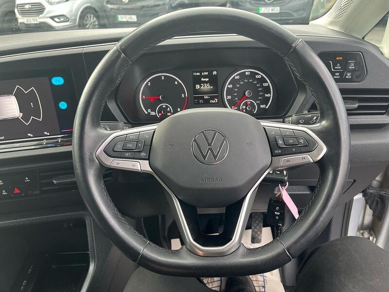 Volkswagen 2.0 TDI C20 Commerce Pro Panel Van 5dr Diesel Manual SWB Euro 6 (s/s) (102 ps)