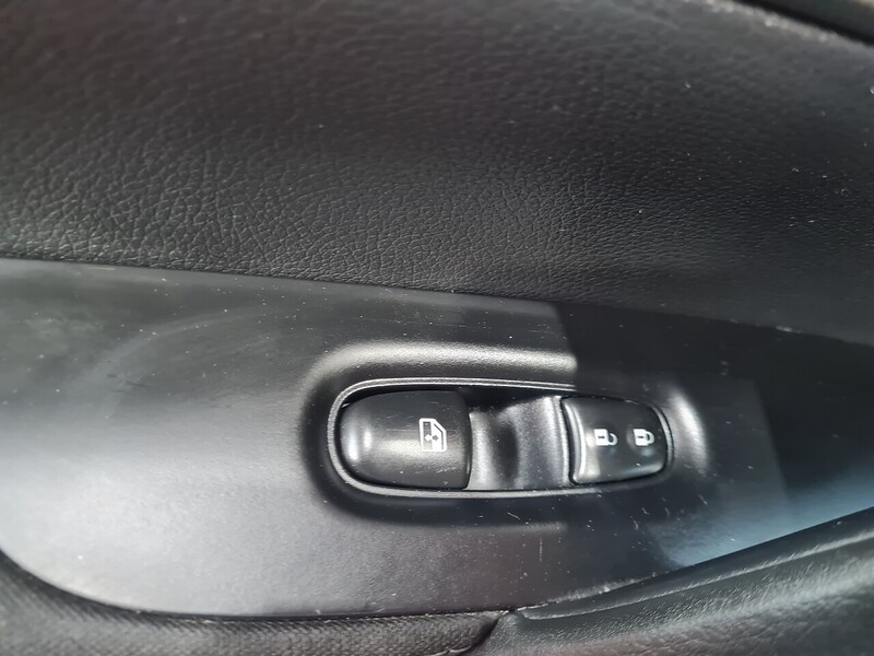 Nissan 1.5 dCi N-Connecta SUV 5dr Diesel Manual Euro 6 (s/s) (110 ps)