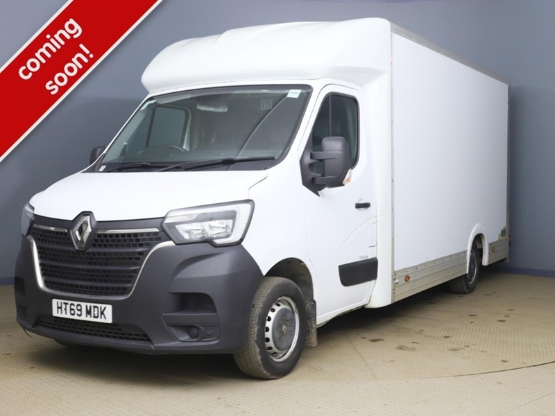 Renault 2.3 dCi 35 Business Platform Cab 2dr Diesel Manual FWD LWB Euro 6 (135 ps)
