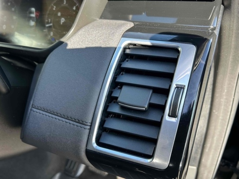 Land Rover SD4 HSE SUV 2.0 Automatic Diesel